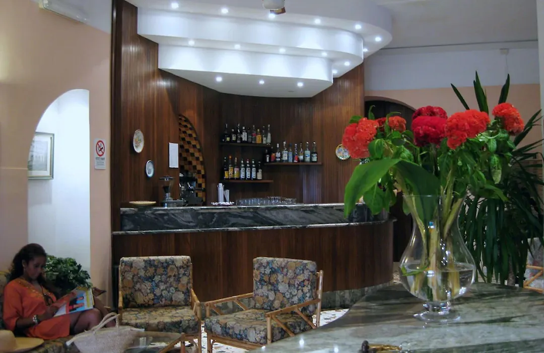 Hotel Laura-1